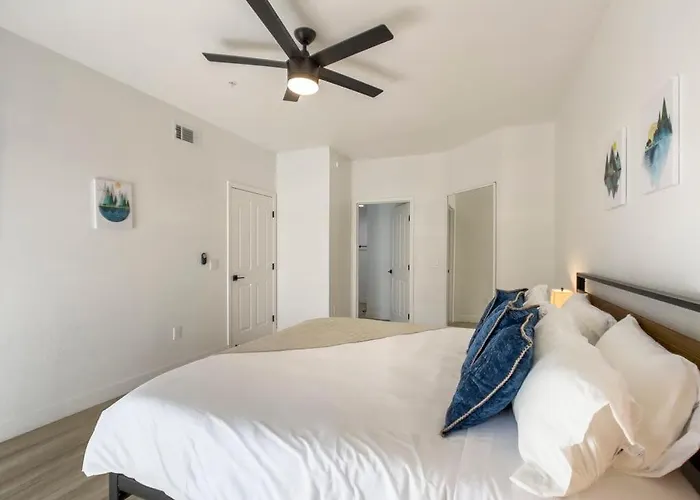 Cozysuites Oasis At Kierland Commons Scottsdale