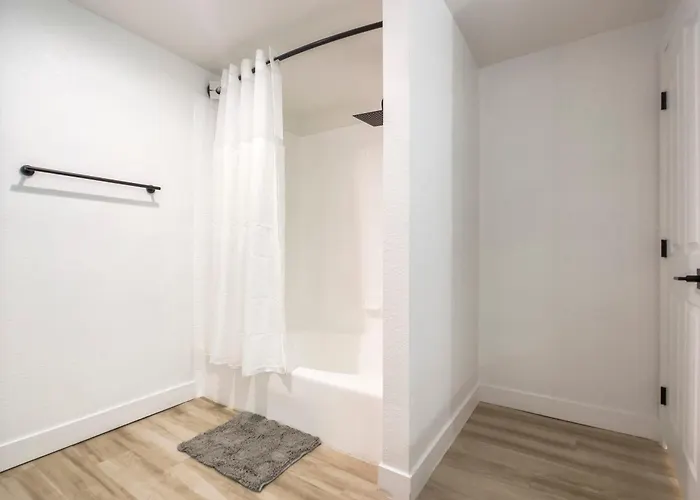 Apartment Cozysuites Oasis At Kierland Commons Scottsdale