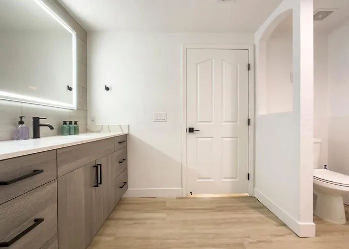 Apartment Cozysuites Oasis At Kierland Commons Scottsdale