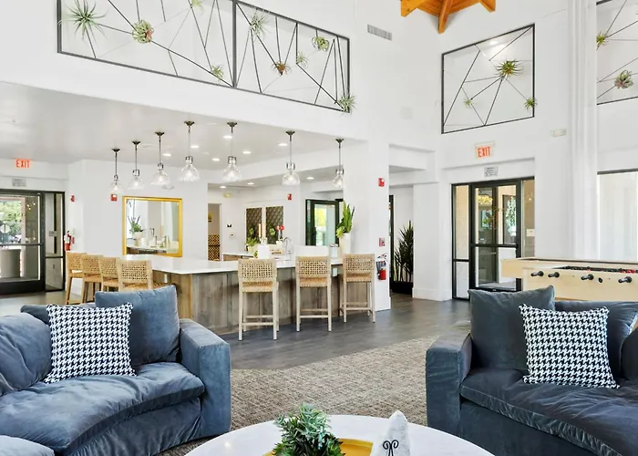 Cozysuites Oasis At Kierland Commons Apartment *
